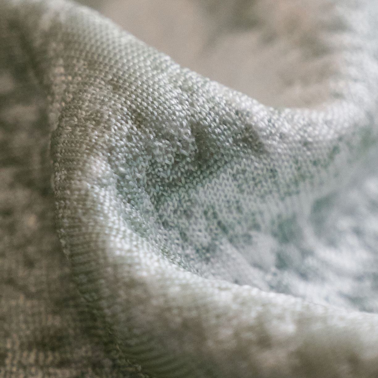 91家纺网 家纺一手货源 找家纺 千朵森 2026新款花卉系列冰感提花款凉席三件套 青萝屿