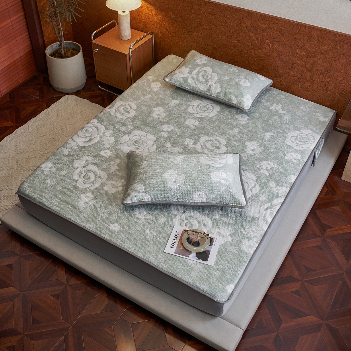 91家纺网 家纺一手货源 找家纺 千朵森 2026新款花卉系列冰感提花款凉席三件套 青萝屿