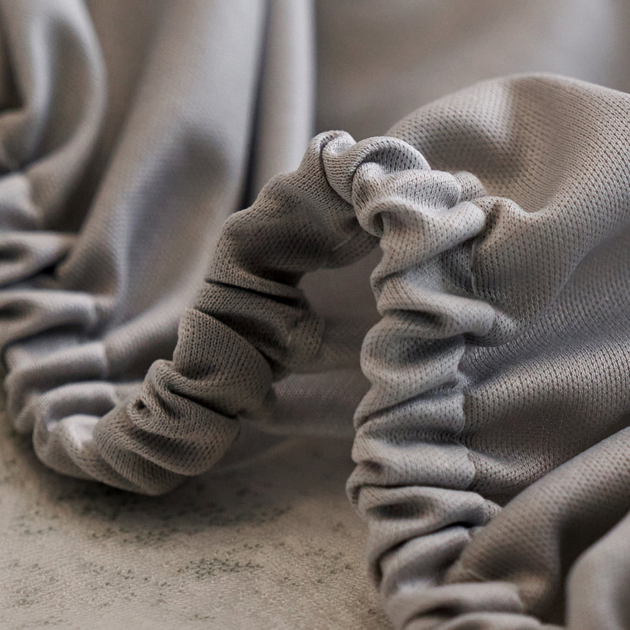 91家纺网 家纺一手货源 找家纺 千朵森 2026新款花卉系列冰感提花款凉席三件套 青萝屿