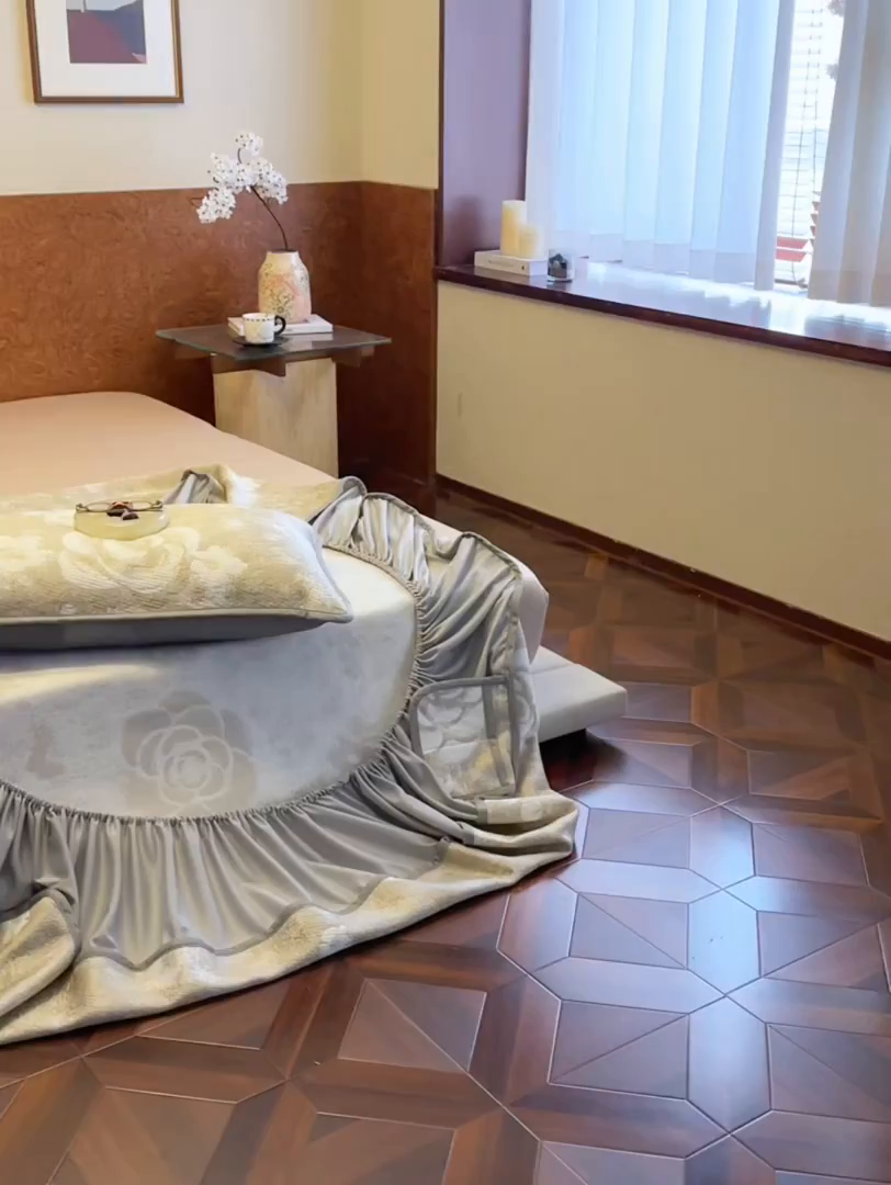 91家纺网 家纺一手货源 找家纺 千朵森 2026新款花卉系列冰感提花款凉席三件套 檀棕屿