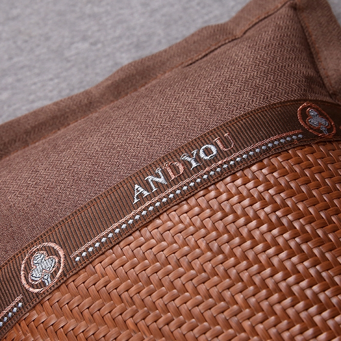 91家纺网 家纺一手货源 找家纺 梦叶草 2026新款全荞麦壳枕头夏季冰丝藤席枕芯冰藤荞麦枕竹面竹条凉席枕枕头枕芯 直角PU冰藤荞麦枕-咖色