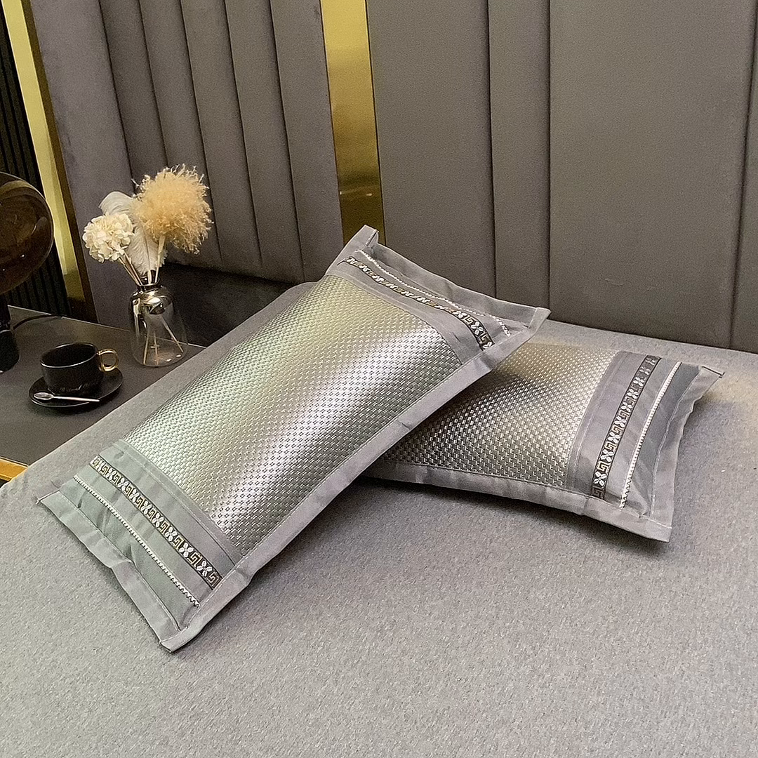 91家纺网 家纺一手货源 找家纺 梦叶草 2026新款全荞麦壳枕头夏季冰丝藤席枕芯冰藤荞麦枕竹面竹条凉席枕枕头枕芯 直角冰藤荞麦枕-银色