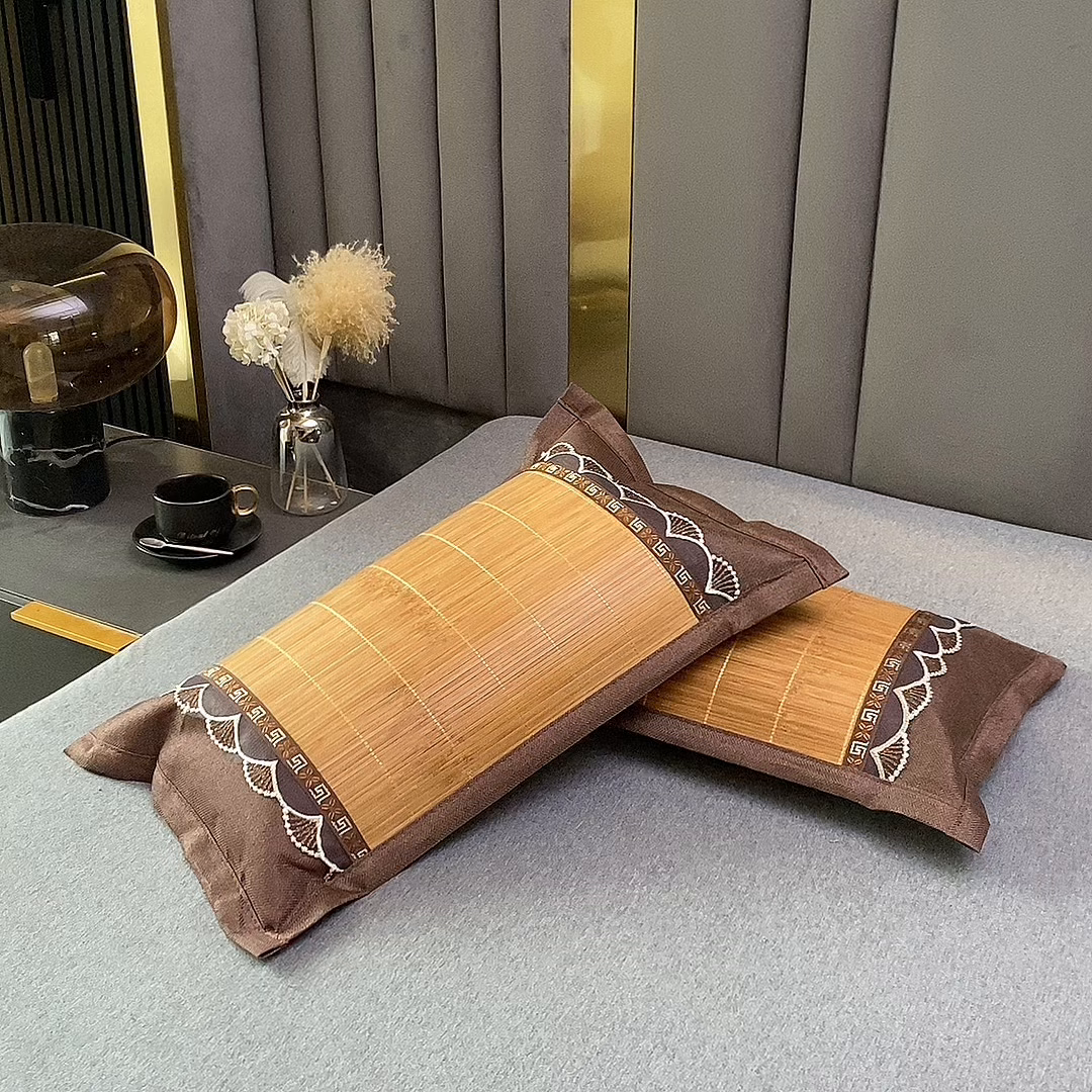 91家纺网 家纺一手货源 找家纺 梦叶草 2026新款全荞麦壳枕头夏季冰丝藤席枕芯冰藤荞麦枕竹面竹条凉席枕枕头枕芯 直角竹席荞麦枕-浅咖色