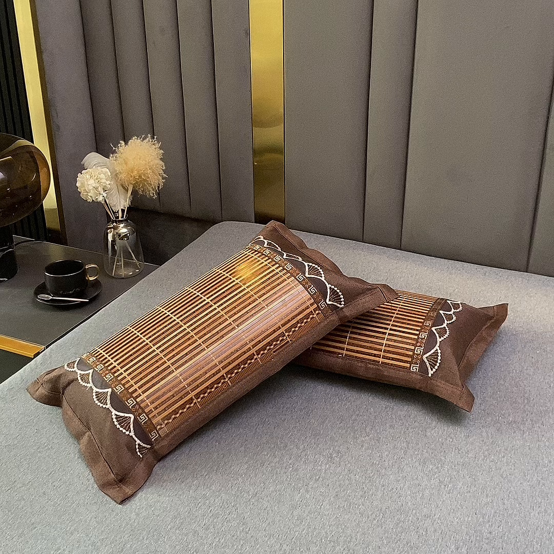 91家纺网 家纺一手货源 找家纺 梦叶草 2026新款全荞麦壳枕头夏季冰丝藤席枕芯冰藤荞麦枕竹面竹条凉席枕枕头枕芯 直角竹席荞麦枕-深咖色