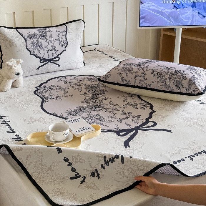 91家纺网 家纺一手货源 找家纺 顾里家纺 2026新款Chic风冰感纤维软席席子凉席 扇韵花