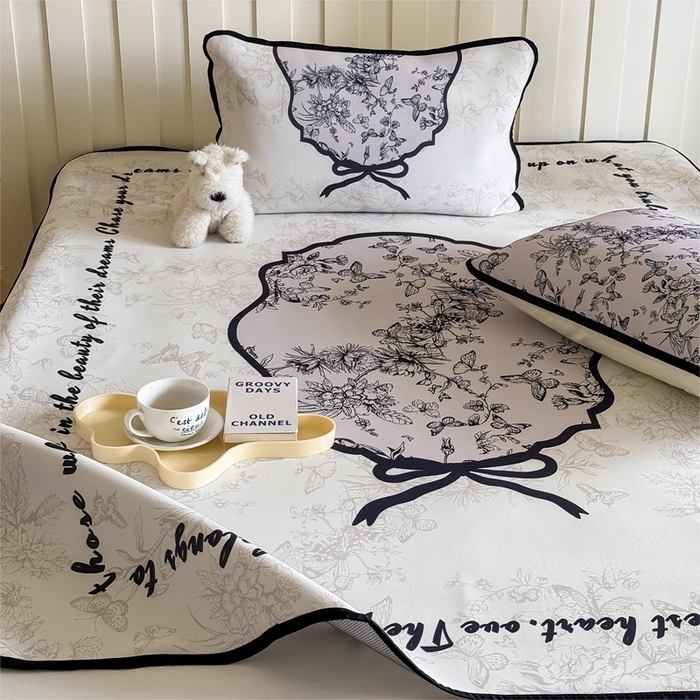 91家纺网 家纺一手货源 找家纺 顾里家纺 2026新款Chic风冰感纤维软席席子凉席 扇韵花