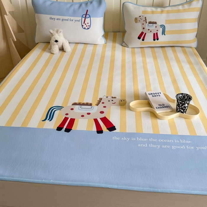 91家纺网 家纺一手货源 找家纺 顾里家纺 2026新款Chic风冰感纤维软席席子凉席 小马驹