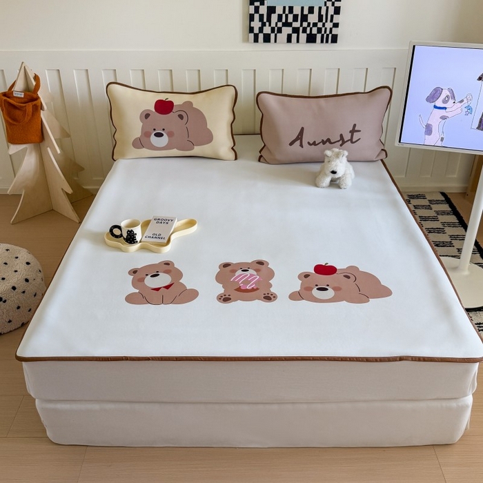 91家纺网 家纺一手货源 找家纺 顾里家纺 2026新款Chic风冰感纤维软席席子凉席 小熊仔