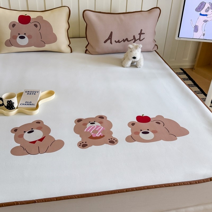 91家纺网 家纺一手货源 找家纺 顾里家纺 2026新款Chic风冰感纤维软席席子凉席 小熊仔