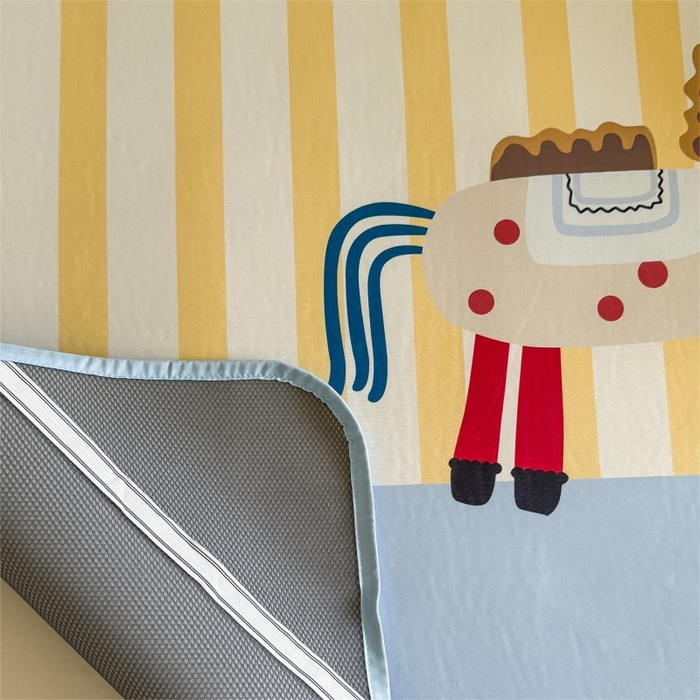 91家纺网 家纺一手货源 找家纺 顾里家纺 2026新款Chic风冰感纤维软席席子凉席 小马驹