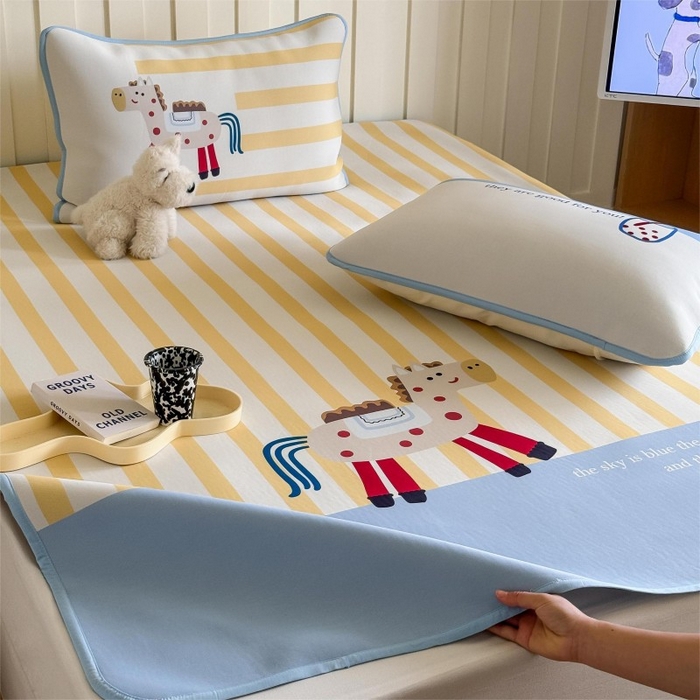 91家纺网 家纺一手货源 找家纺 顾里家纺 2026新款Chic风冰感纤维软席席子凉席 小马驹