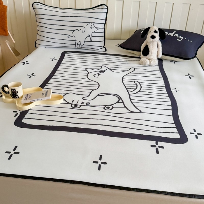 91家纺网 家纺一手货源 找家纺 顾里家纺 2026新款Chic风冰感纤维软席席子凉席 滑板猫