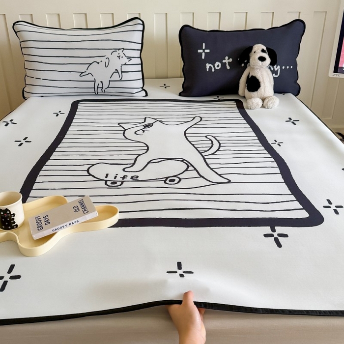 91家纺网 家纺一手货源 找家纺 顾里家纺 2026新款Chic风冰感纤维软席席子凉席 滑板猫