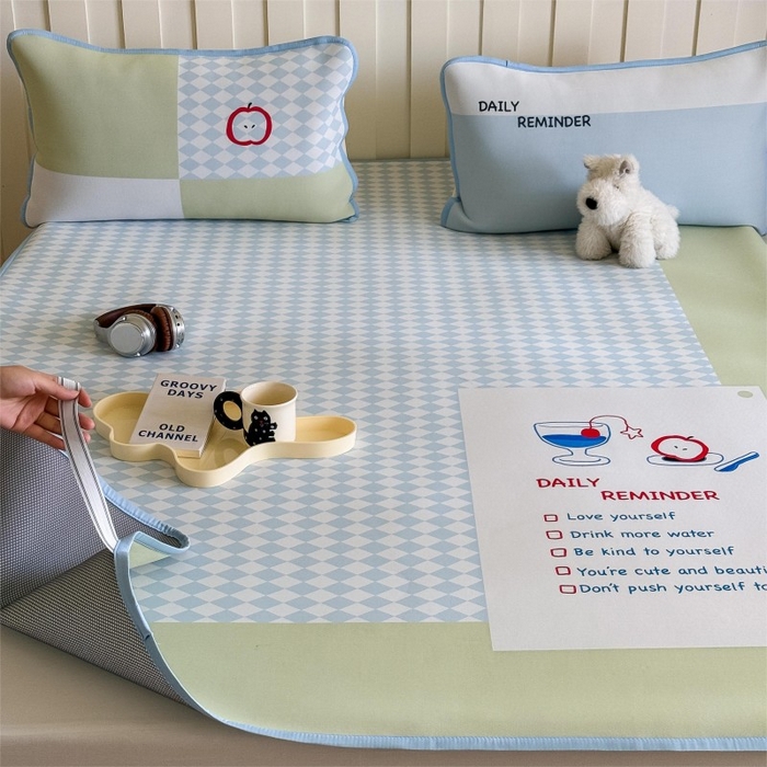 91家纺网 家纺一手货源 找家纺 顾里家纺 2026新款Chic风冰感纤维软席席子凉席 假期日记