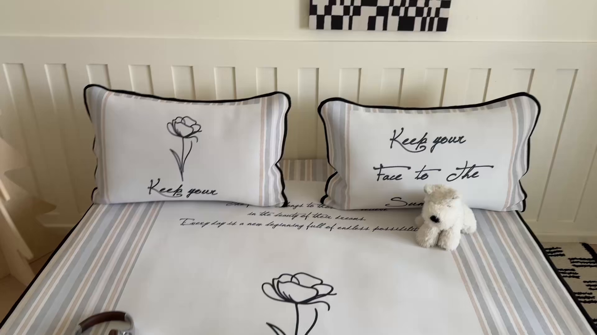 91家纺网 家纺一手货源 找家纺 顾里家纺 2026新款Chic风冰感纤维软席席子凉席 玫瑰情话