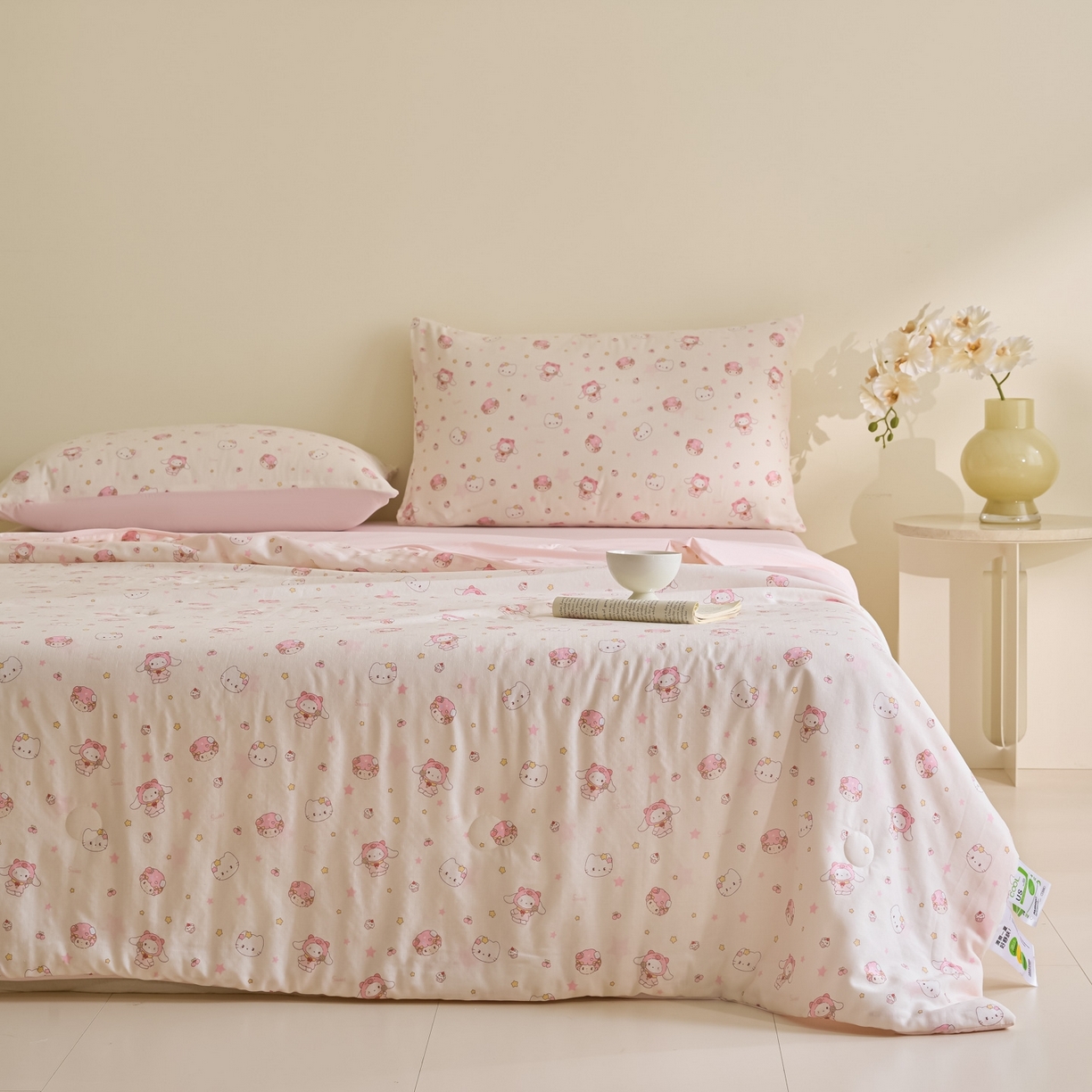 91家纺网 家纺一手货源 找家纺 宜代光年 2026春夏新款全棉双层纱凉感夏被夏凉被空调被 甜梦凯蒂