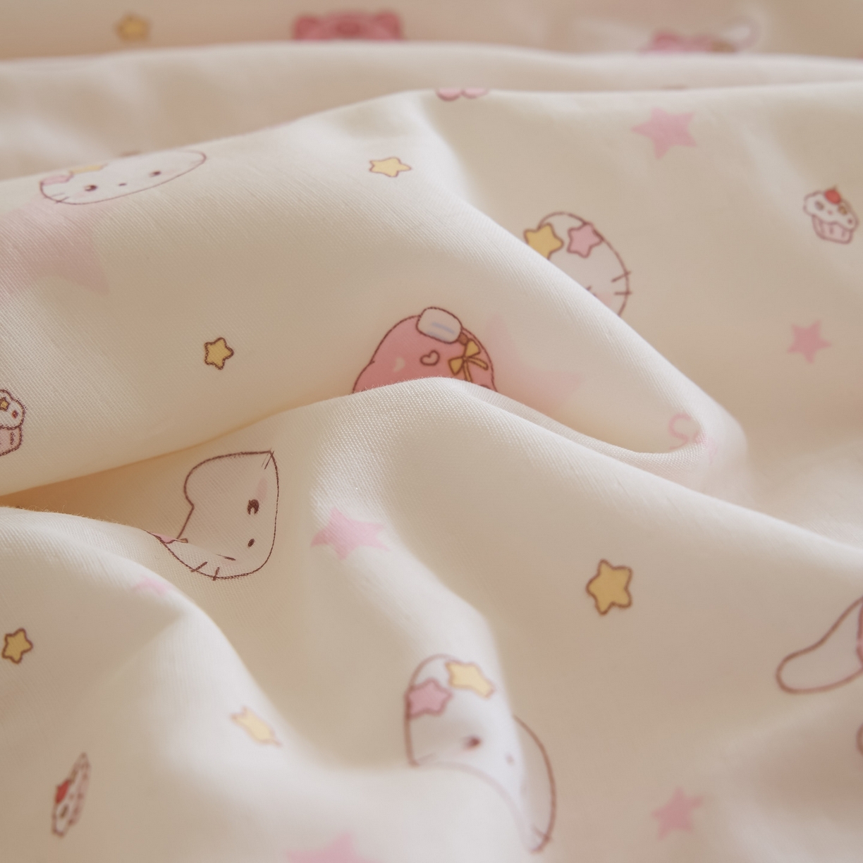 91家纺网 家纺一手货源 找家纺 宜代光年 2026春夏新款全棉双层纱凉感夏被夏凉被空调被 甜梦凯蒂