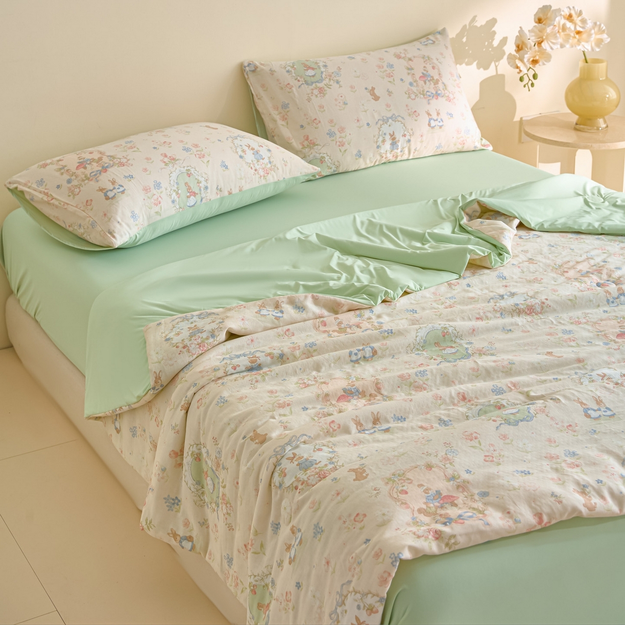 91家纺网 家纺一手货源 找家纺 宜代光年 2026春夏新款全棉双层纱凉感夏被夏凉被空调被 花园小兔