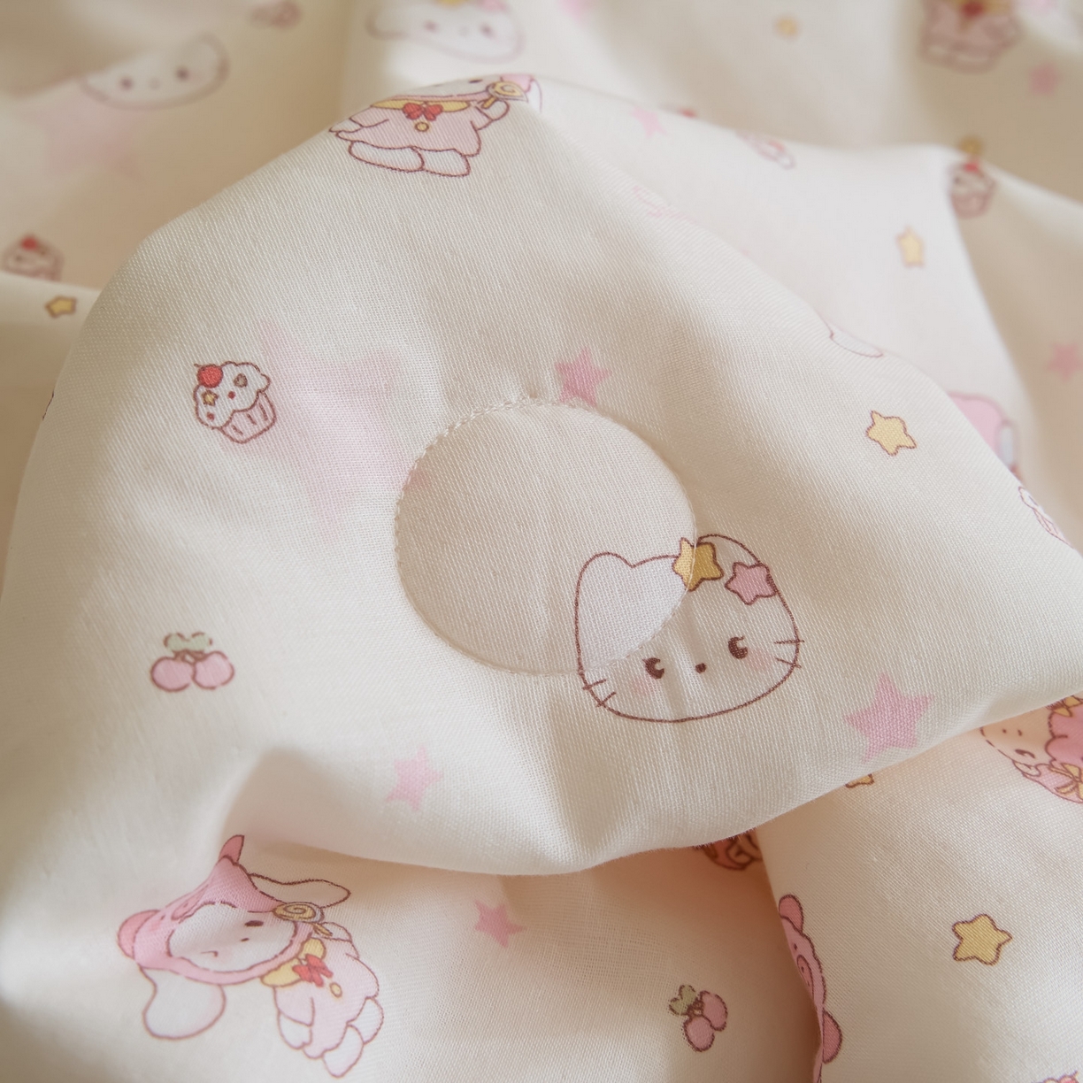 91家纺网 家纺一手货源 找家纺 宜代光年 2026春夏新款全棉双层纱凉感夏被夏凉被空调被 甜梦凯蒂