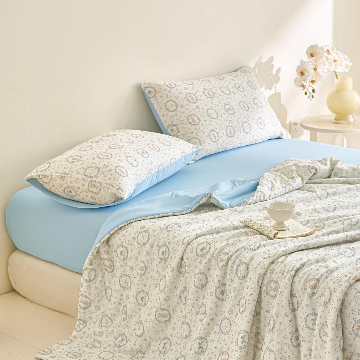 91家纺网 家纺一手货源 找家纺 宜代光年 2026春夏新款全棉双层纱凉感夏被夏凉被空调被 晴空小兔