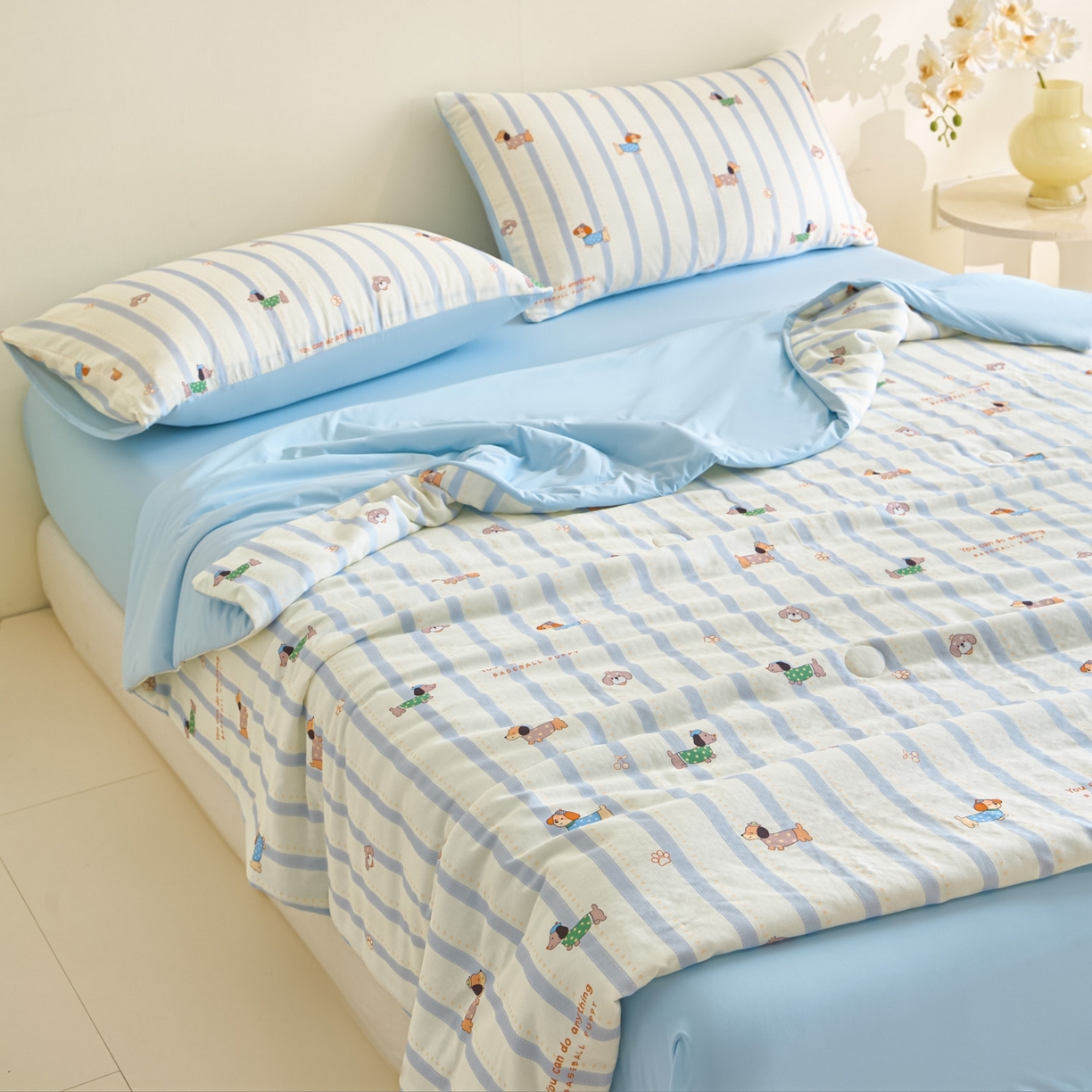 91家纺网 家纺一手货源 找家纺 宜代光年 2026春夏新款全棉双层纱凉感夏被夏凉被空调被 条纹小狗