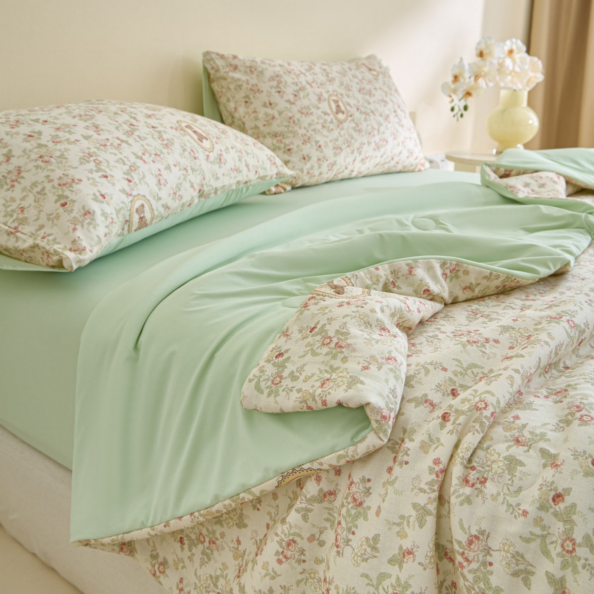 91家纺网 家纺一手货源 找家纺 宜代光年 2026春夏新款全棉双层纱凉感夏被夏凉被空调被 森系小熊-绿