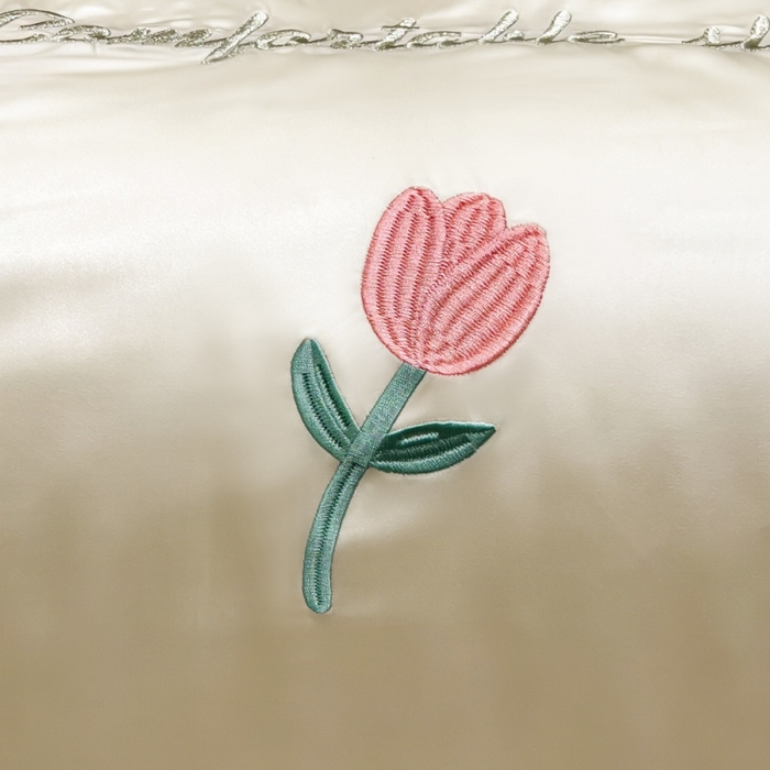 91家纺网 家纺一手货源 找家纺 爱彼家纺 2026夏季新款水洗冰丝轻奢刺绣凉感夏被夏凉被空调被 花朵-奶黄绿