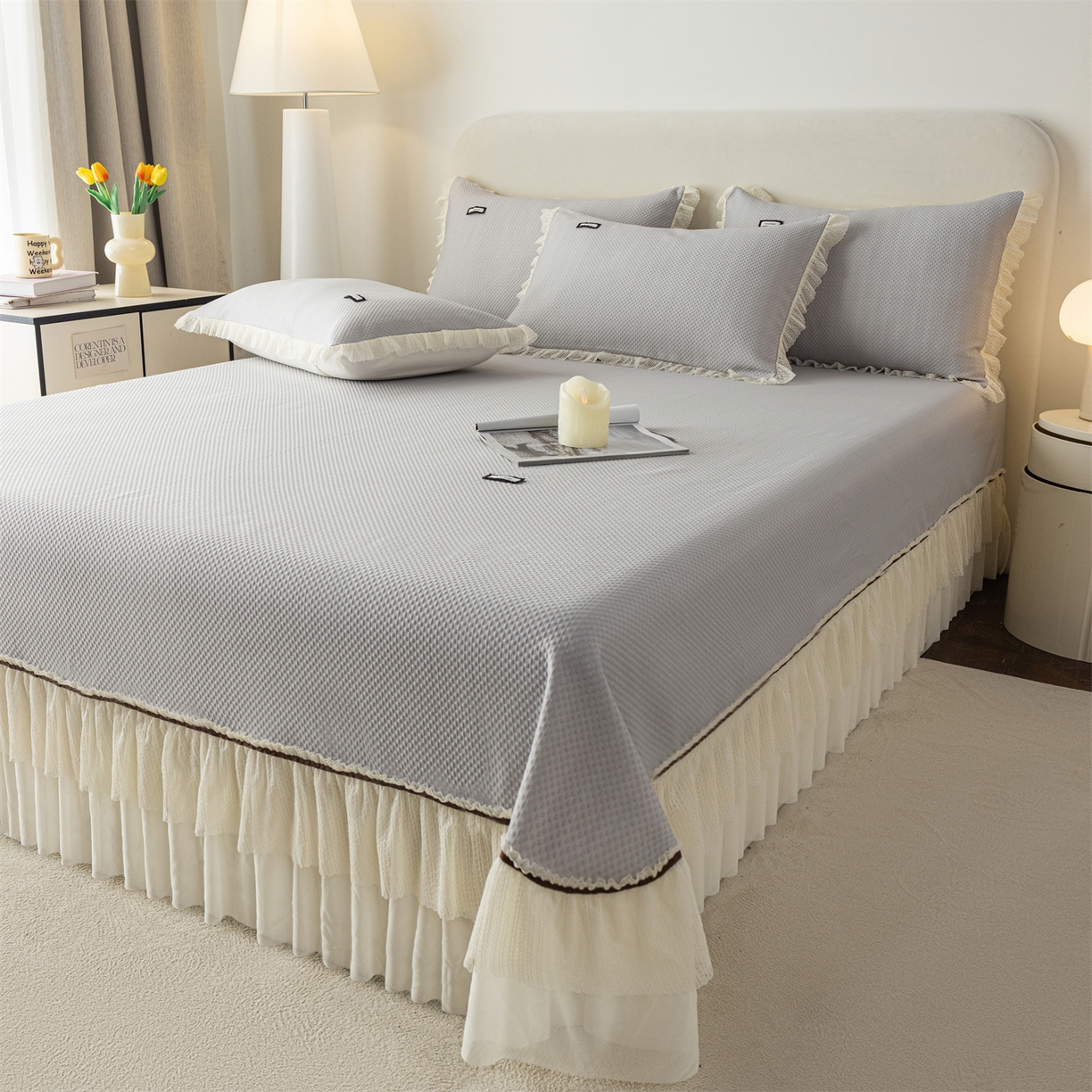 91家纺网 家纺一手货源 找家纺 赛丽雅 2026春夏新款480克A类PE聚乙烯提花冰豆豆凉感床裙款凉席三件套席子空调软席 点点-灰