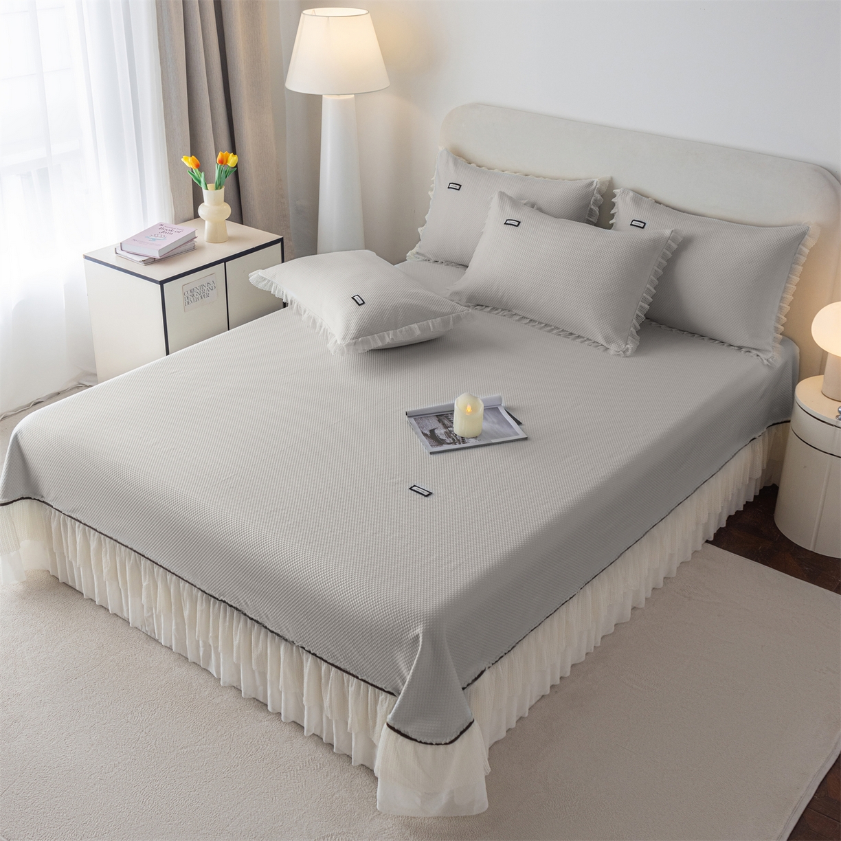 91家纺网 家纺一手货源 找家纺 赛丽雅 2026春夏新款480克A类PE聚乙烯提花冰豆豆凉感床裙款凉席三件套席子空调软席 点点-灰