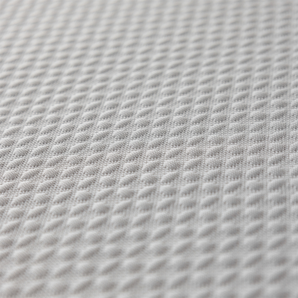 91家纺网 家纺一手货源 找家纺 赛丽雅 2026春夏新款480克A类PE聚乙烯提花冰豆豆凉感床裙款凉席三件套席子空调软席 点点-灰