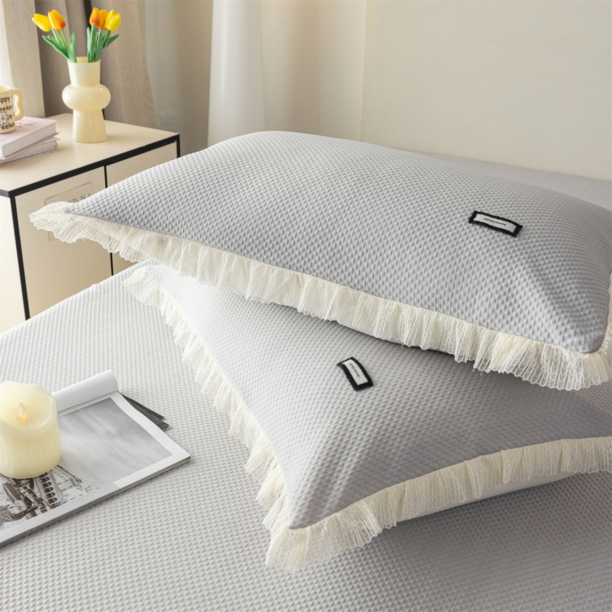 91家纺网 家纺一手货源 找家纺 赛丽雅 2026春夏新款480克A类PE聚乙烯提花冰豆豆凉感床裙款凉席三件套席子空调软席 点点-灰