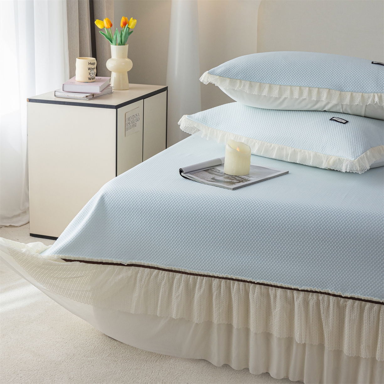 91家纺网 家纺一手货源 找家纺 赛丽雅 2026春夏新款480克A类PE聚乙烯提花冰豆豆凉感床裙款凉席三件套席子空调软席 点点-蓝