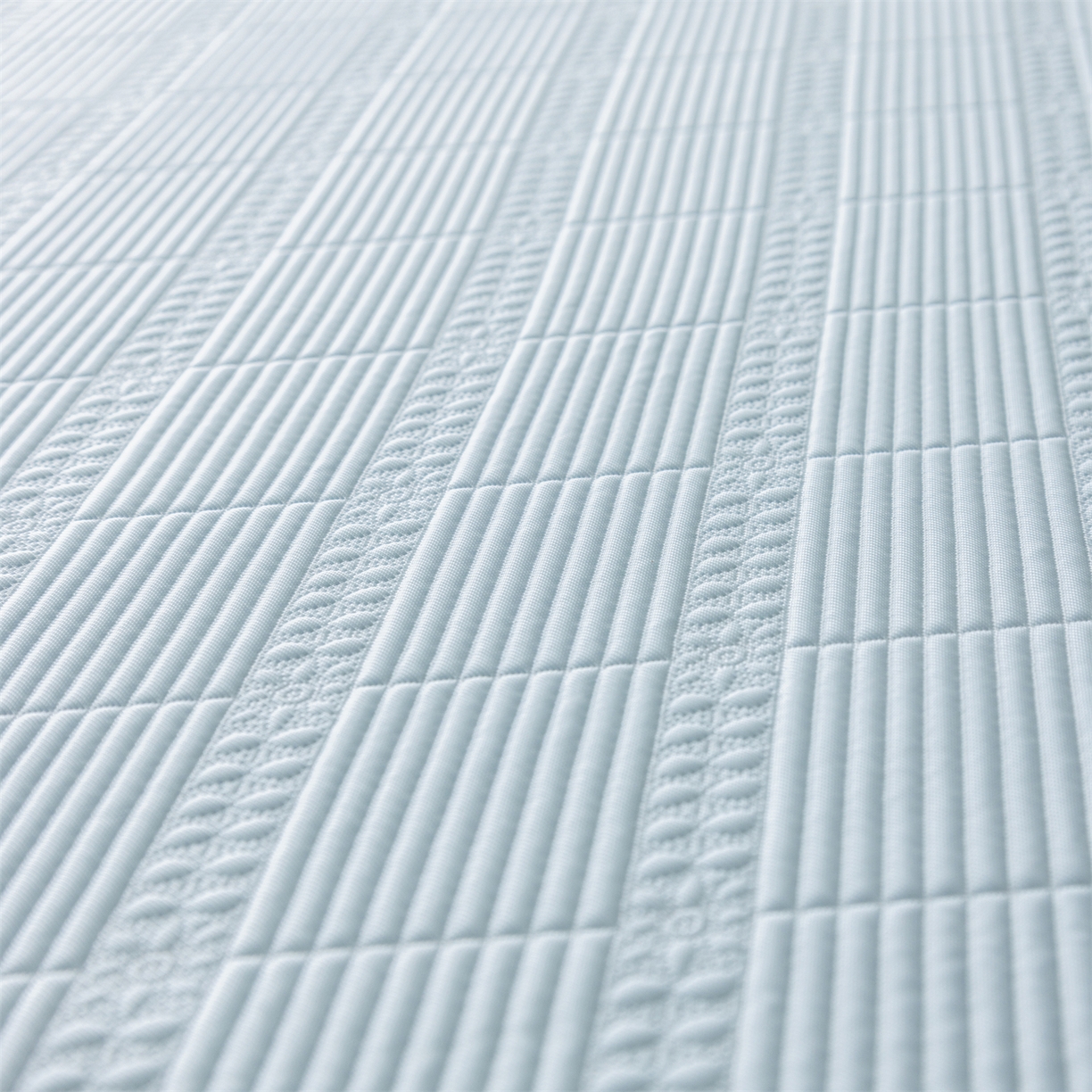 91家纺网 家纺一手货源 找家纺 赛丽雅 2026春夏新款480克A类PE聚乙烯提花冰豆豆凉感床裙款凉席三件套席子空调软席 方格-蓝