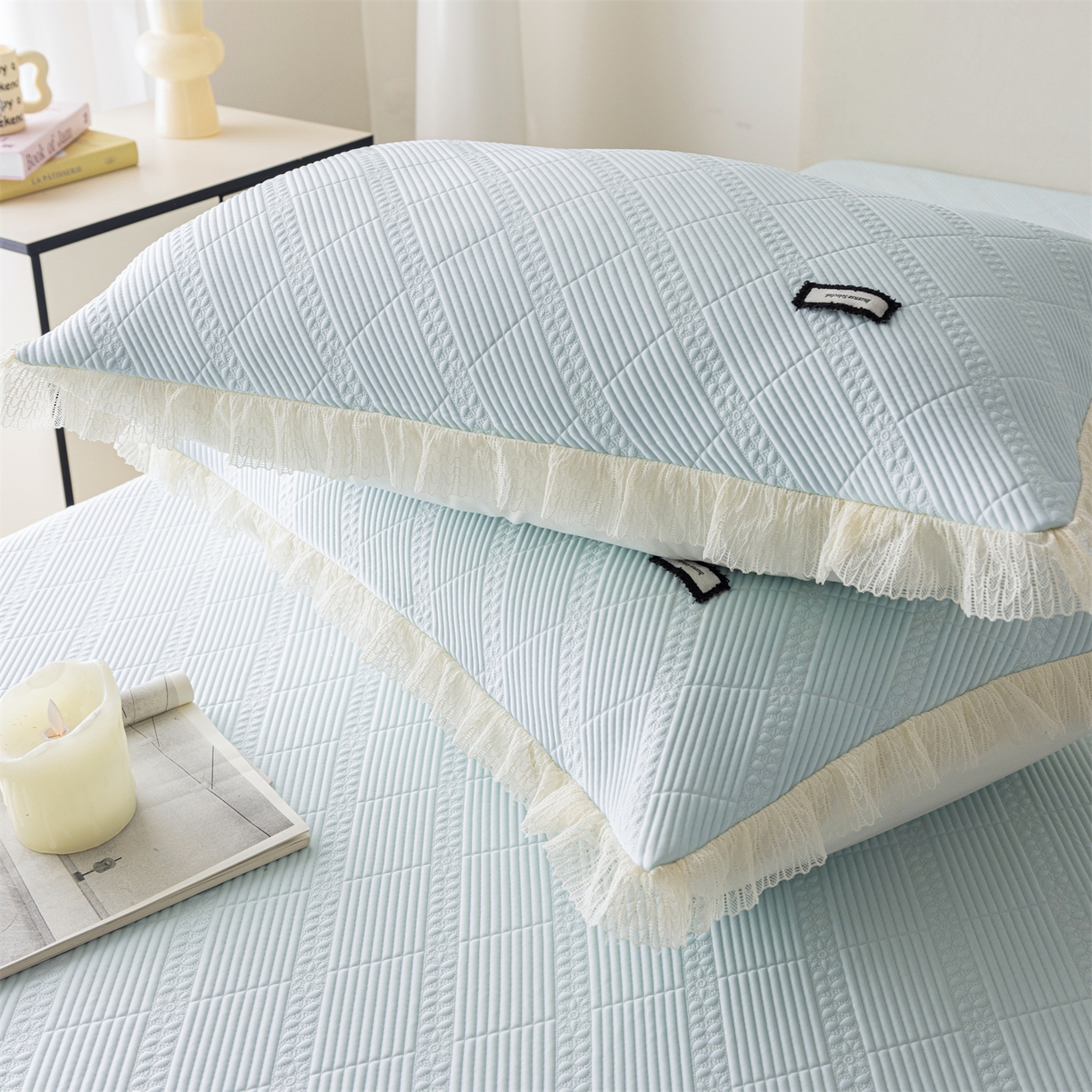 91家纺网 家纺一手货源 找家纺 赛丽雅 2026春夏新款480克A类PE聚乙烯提花冰豆豆凉感床裙款凉席三件套席子空调软席 方格-蓝