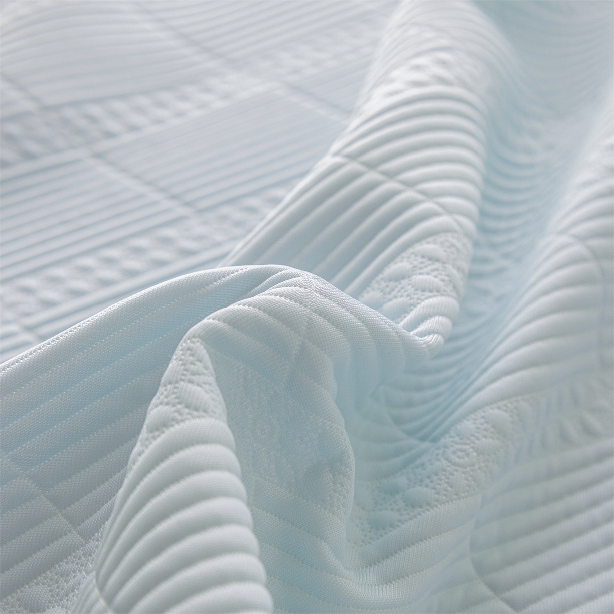 91家纺网 家纺一手货源 找家纺 赛丽雅 2026春夏新款480克A类PE聚乙烯提花冰豆豆凉感床裙款凉席三件套席子空调软席 方格-蓝