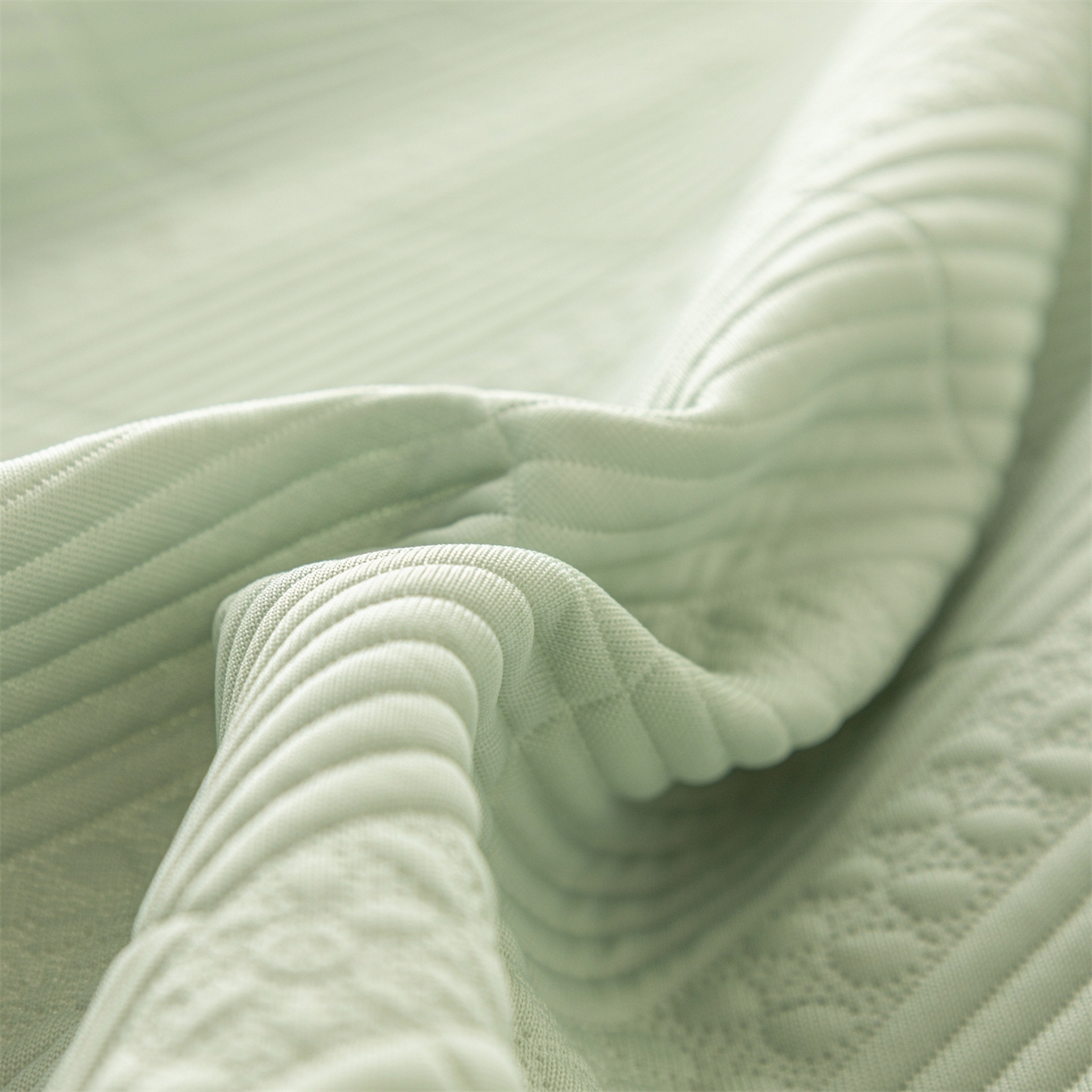 91家纺网 家纺一手货源 找家纺 赛丽雅 2026春夏新款480克A类PE聚乙烯提花冰豆豆凉感床裙款凉席三件套席子空调软席 方格-绿