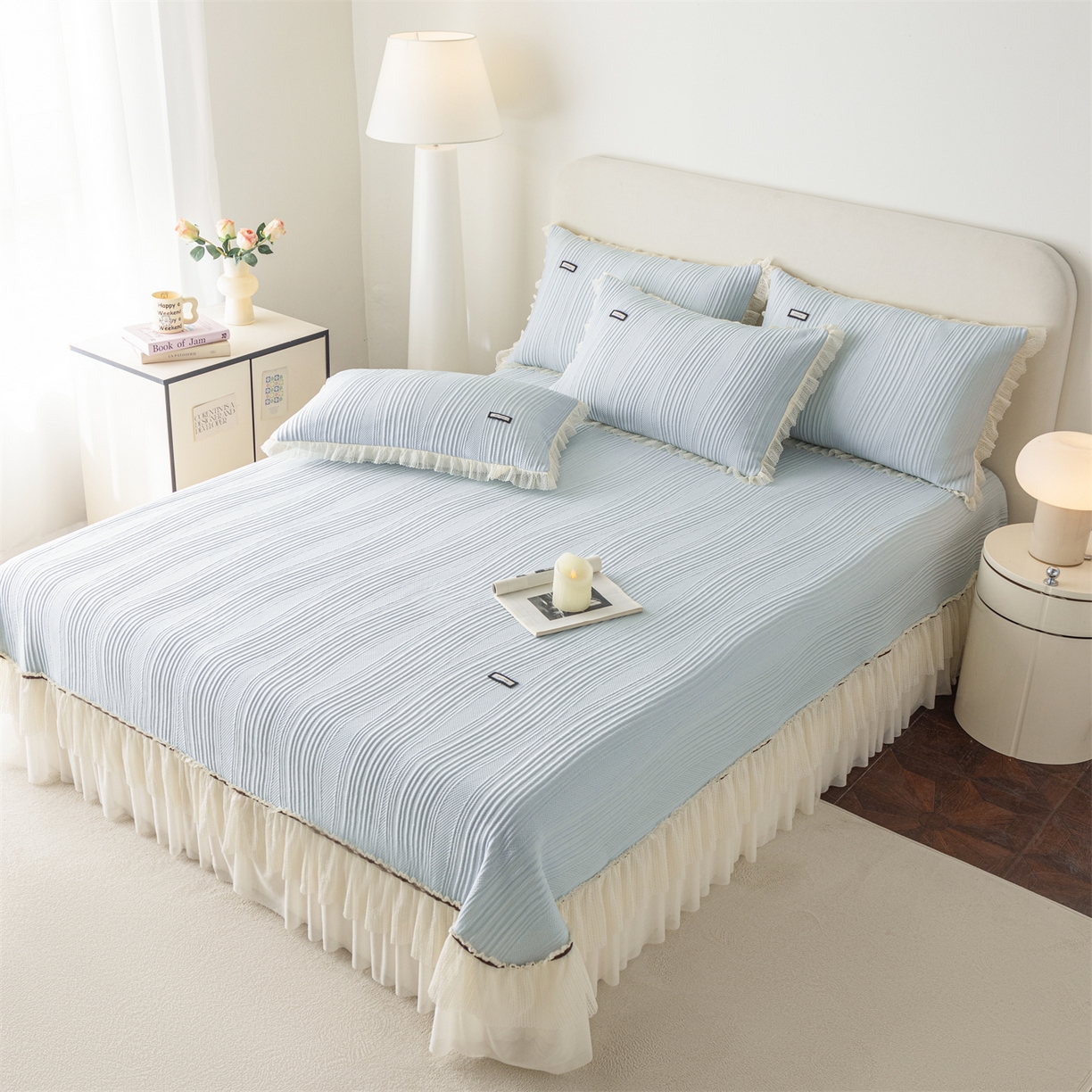 91家纺网 家纺一手货源 找家纺 赛丽雅 2026春夏新款480克A类PE聚乙烯提花冰豆豆凉感床裙款凉席三件套席子空调软席 小蛮腰-蓝