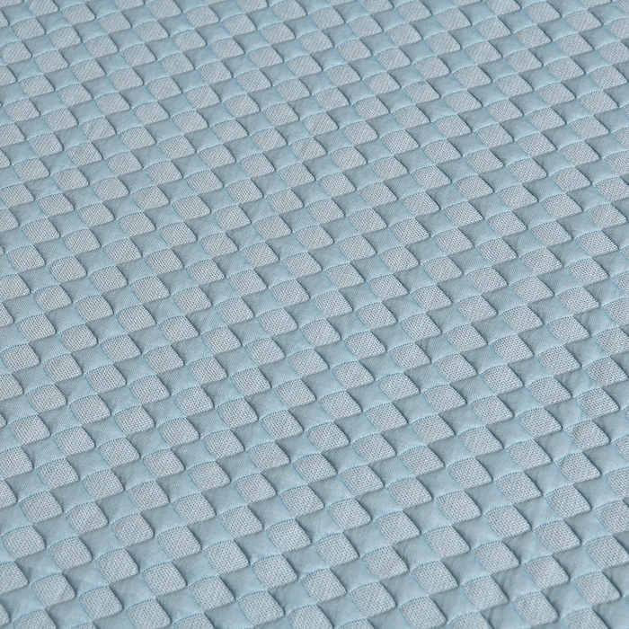 91家纺网 家纺一手货源 找家纺 畅畅家纺 2026新款锦氨夏被PE凉感豆豆凉席绣花三明治复合床裙三件套四件套 格韵-蓝-床裙款