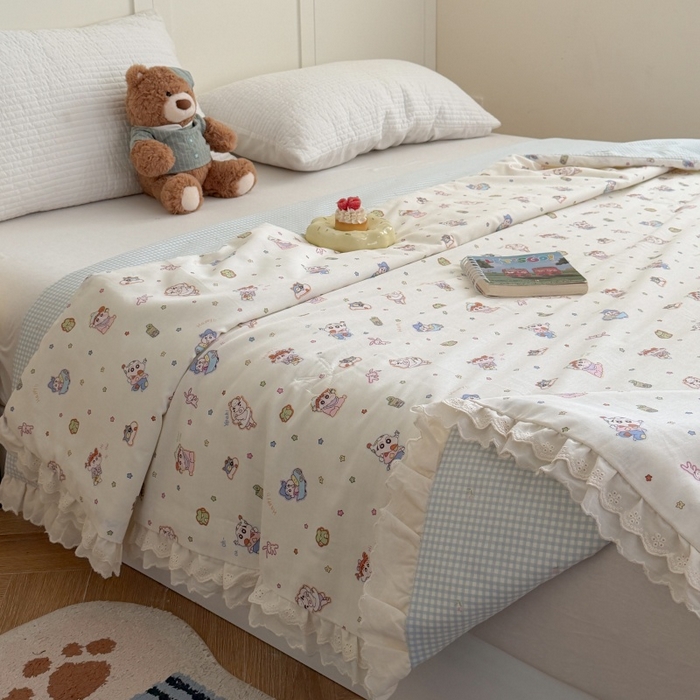 91家纺网 家纺一手货源 找家纺 暖生活 2026春夏新款全棉花边款夏被夏凉被空调被-卡通版 快乐小新