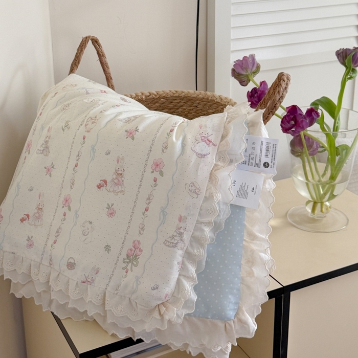 91家纺网 家纺一手货源 找家纺 暖生活 2026春夏新款全棉花边款夏被夏凉被空调被-卡通版 蕾丝兔