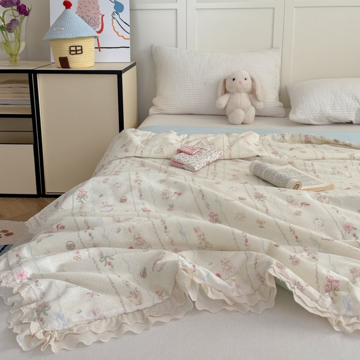 91家纺网 家纺一手货源 找家纺 暖生活 2026春夏新款全棉花边款夏被夏凉被空调被-卡通版 蕾丝兔