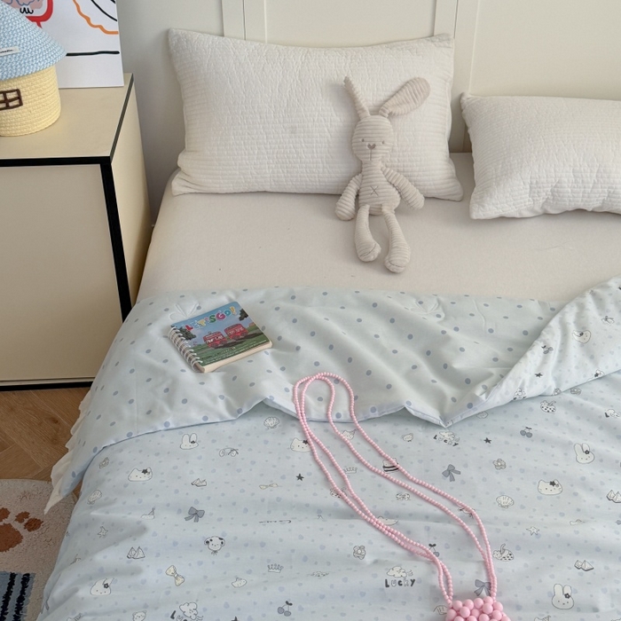 91家纺网 家纺一手货源 找家纺 暖生活 2026春夏新款全棉花边款夏被夏凉被空调被-卡通版 软蓝小宠