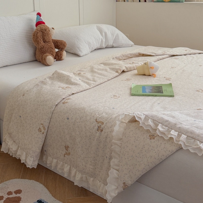 91家纺网 家纺一手货源 找家纺 暖生活 2026春夏新款全棉花边款夏被夏凉被空调被-卡通版 小猫花梦