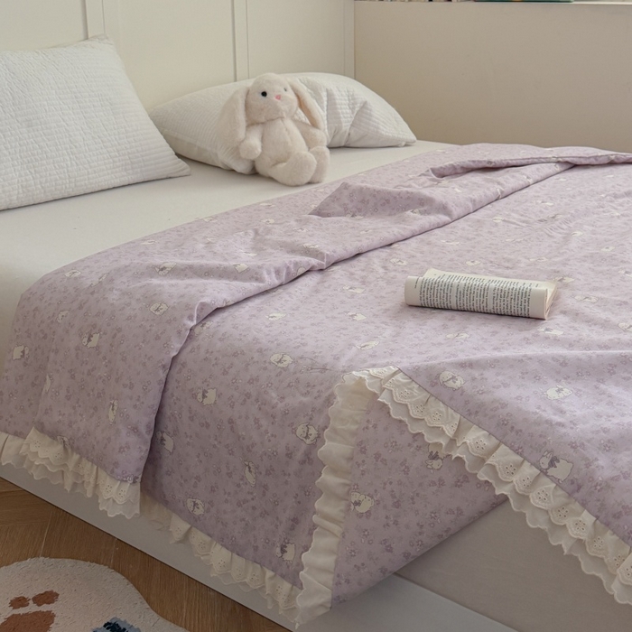 91家纺网 家纺一手货源 找家纺 暖生活 2026春夏新款全棉花边款夏被夏凉被空调被-卡通版 紫芋小兔