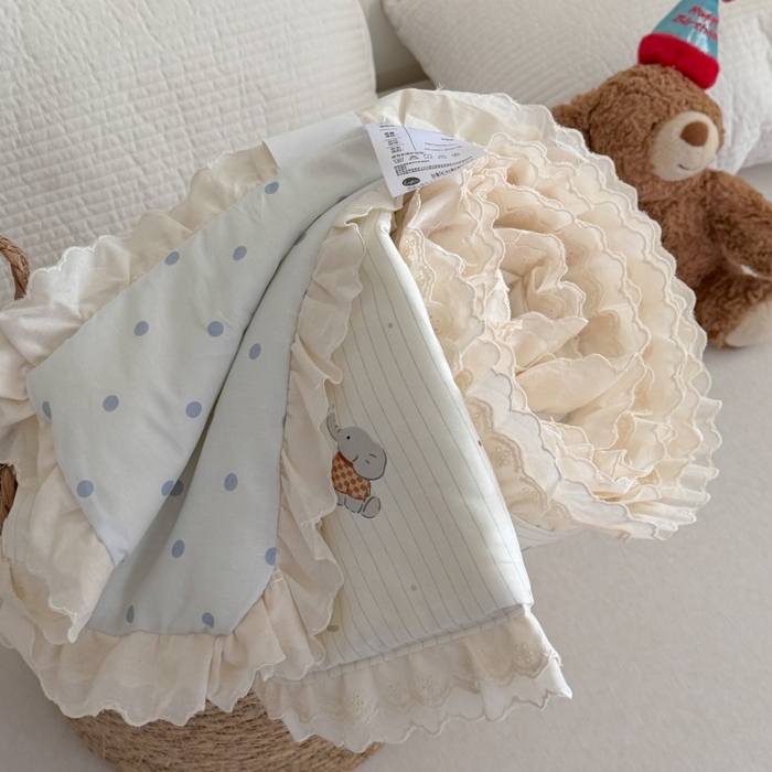 91家纺网 家纺一手货源 找家纺 暖生活 2026春夏新款全棉花边款夏被夏凉被空调被-卡通版 字母小象