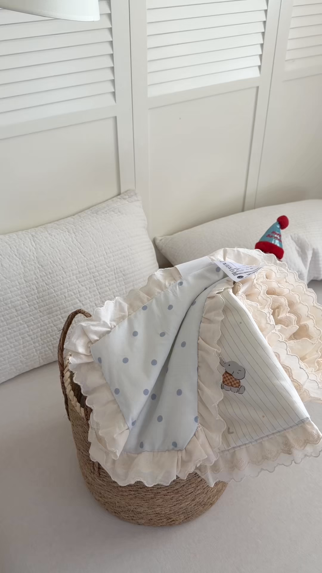 91家纺网 家纺一手货源 找家纺 暖生活 2026春夏新款全棉花边款夏被夏凉被空调被-卡通版 字母小象