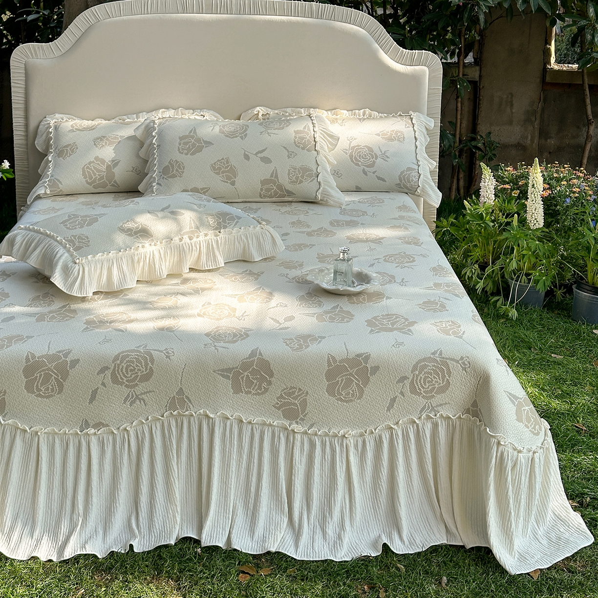 乐朵家居 2026新款 奶芙 玫瑰 弧度款 凉豆豆 凉席三件套 卡其