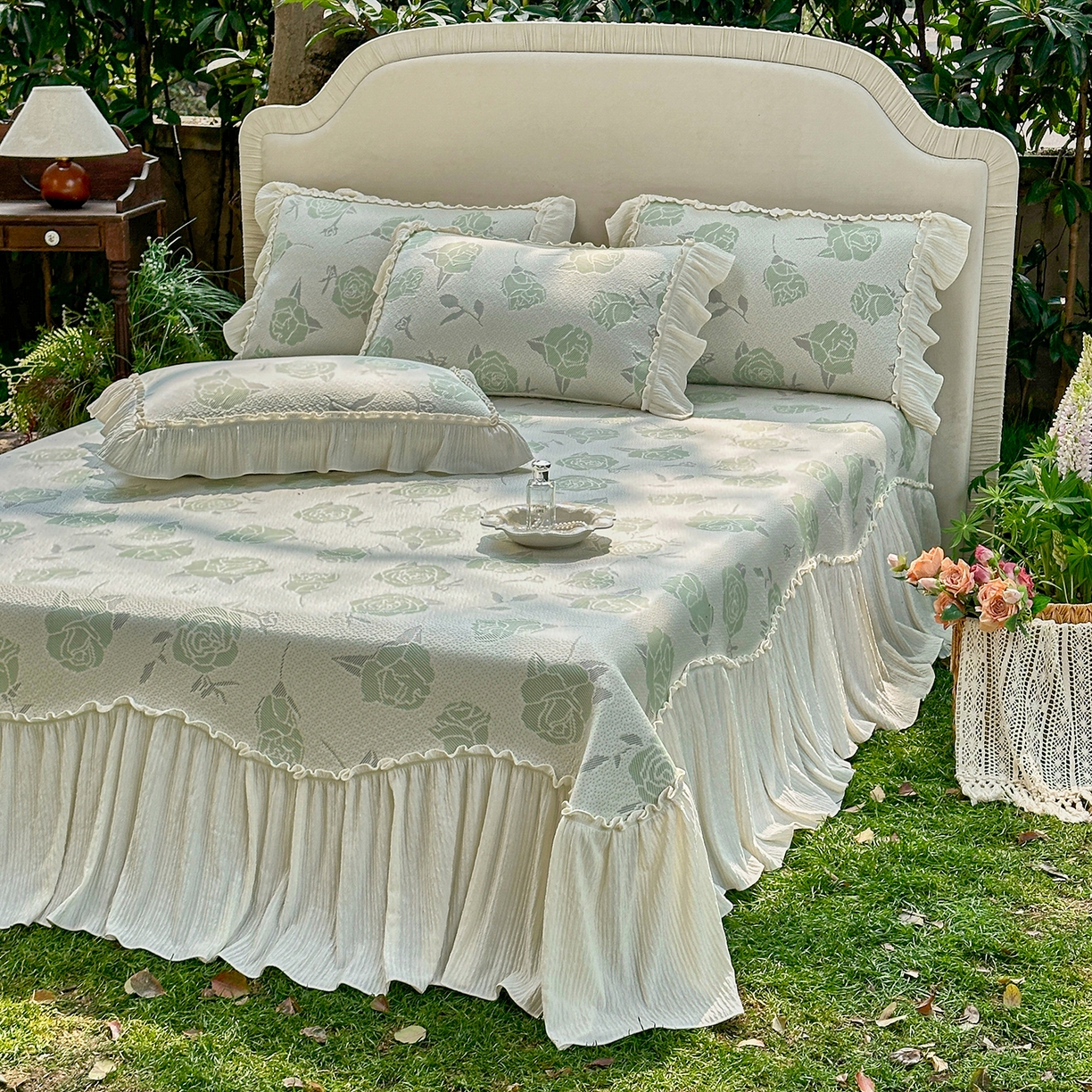 91家纺网 家纺一手货源 找家纺 乐朵家居 2026新款 奶芙 玫瑰 弧度款 凉豆豆 凉席三件套 绿