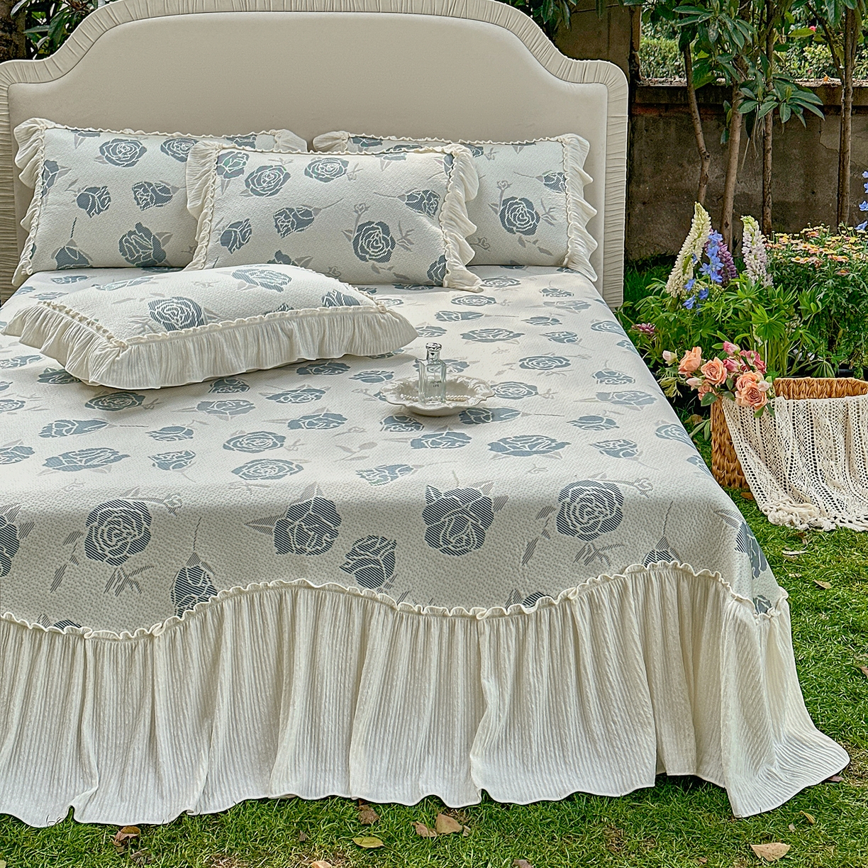 乐朵家居 2026新款 奶芙 玫瑰 弧度款 凉豆豆 凉席三件套 蓝