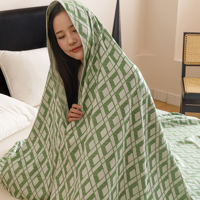 91家纺网 家纺一手货源 找家纺 悦然毛巾被 2026新款竹纤维冷感毯盖毯再生素纤维休闲夏被毛巾被夏凉被空调被 格韵梦享绿